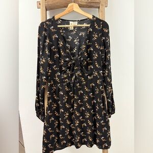 Mimi Chica Black Floral Long Sleeve Dress